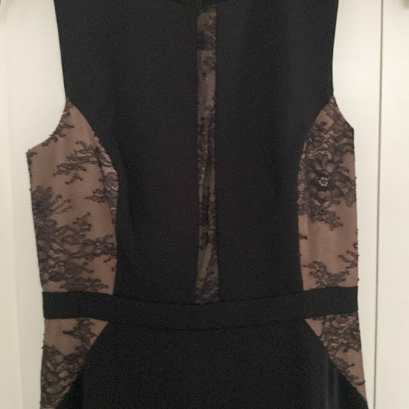 BCBG MaxArua Long Dress with Lace and VNeck transparent - Picture 3 of 8